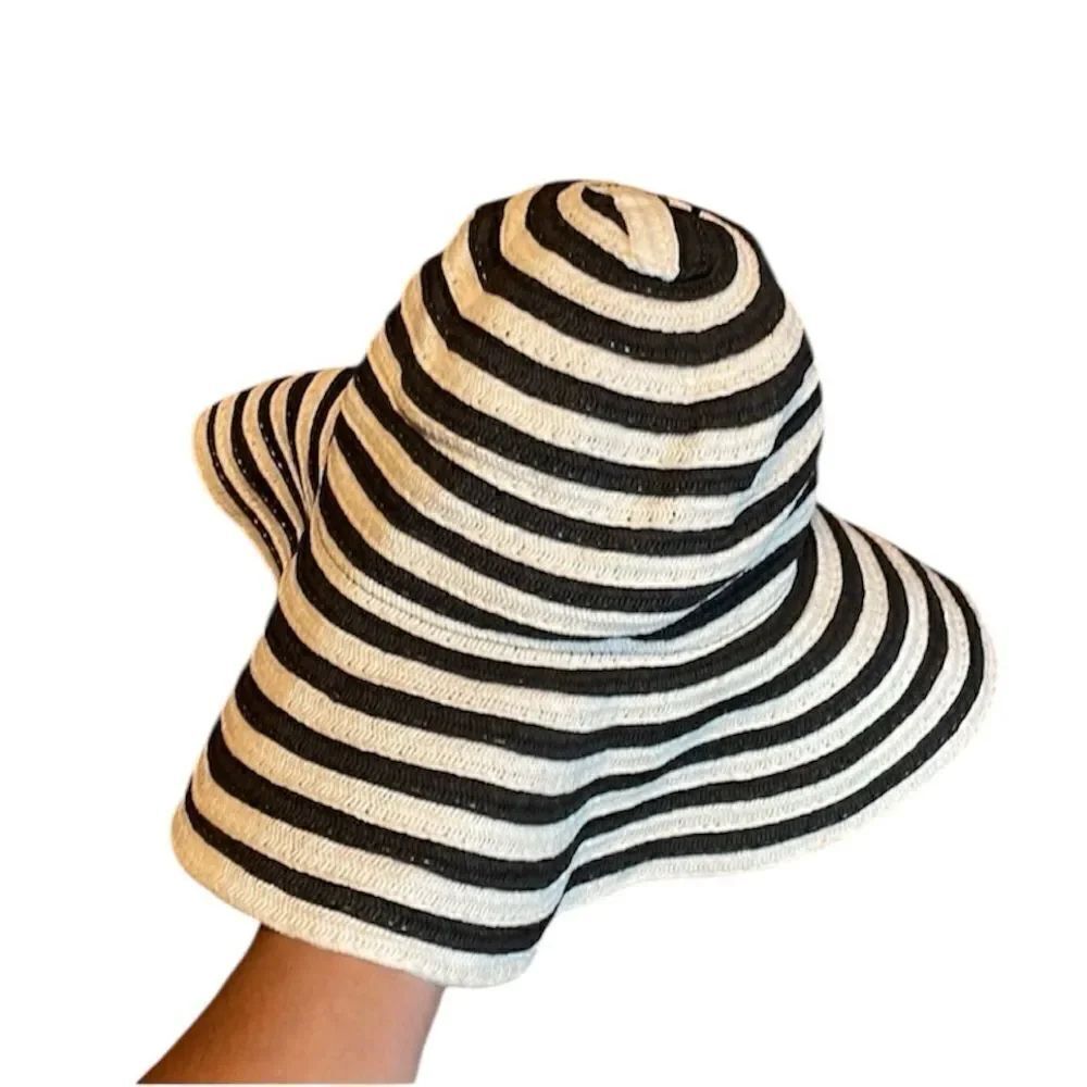  Sun hat, gardening, beach, black striped